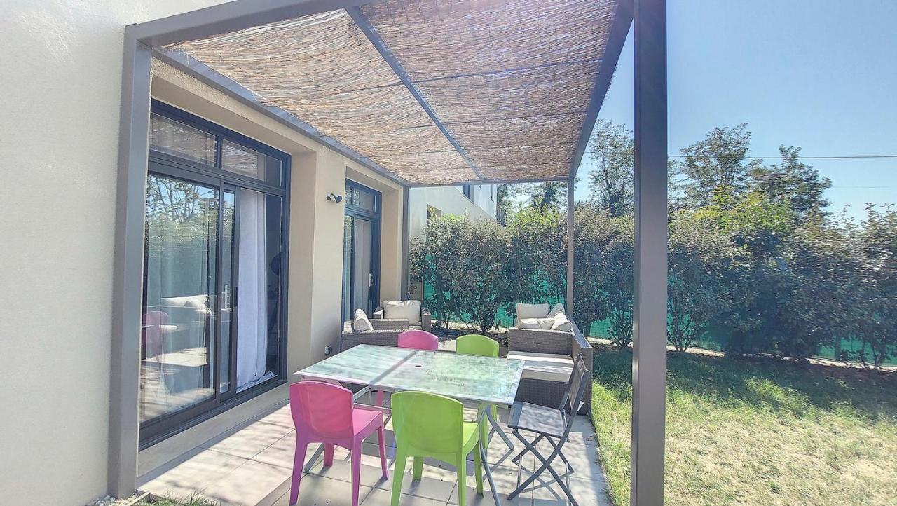 Appartamento Duplex En Rez De Jardin Neuville-sur-Saône Esterno foto